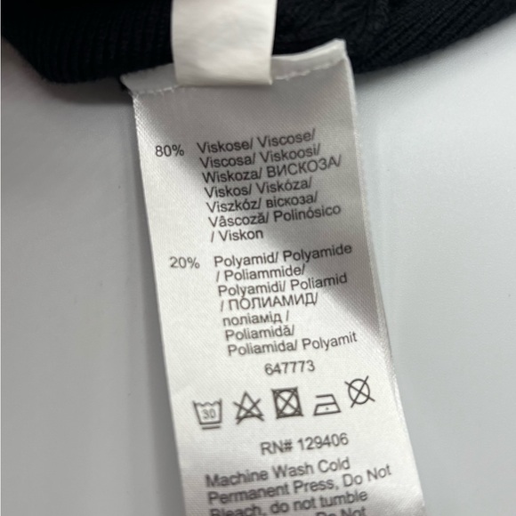 Venus Black and Cream V-neck Sweater Mini Dress - size Medium - Picture 9 of 9